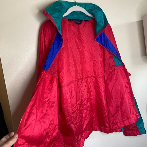 Vintage|| Colombia Red color-blocked Full Zip Wind Breaker, as sold on Urban - Picture 11 of 11
